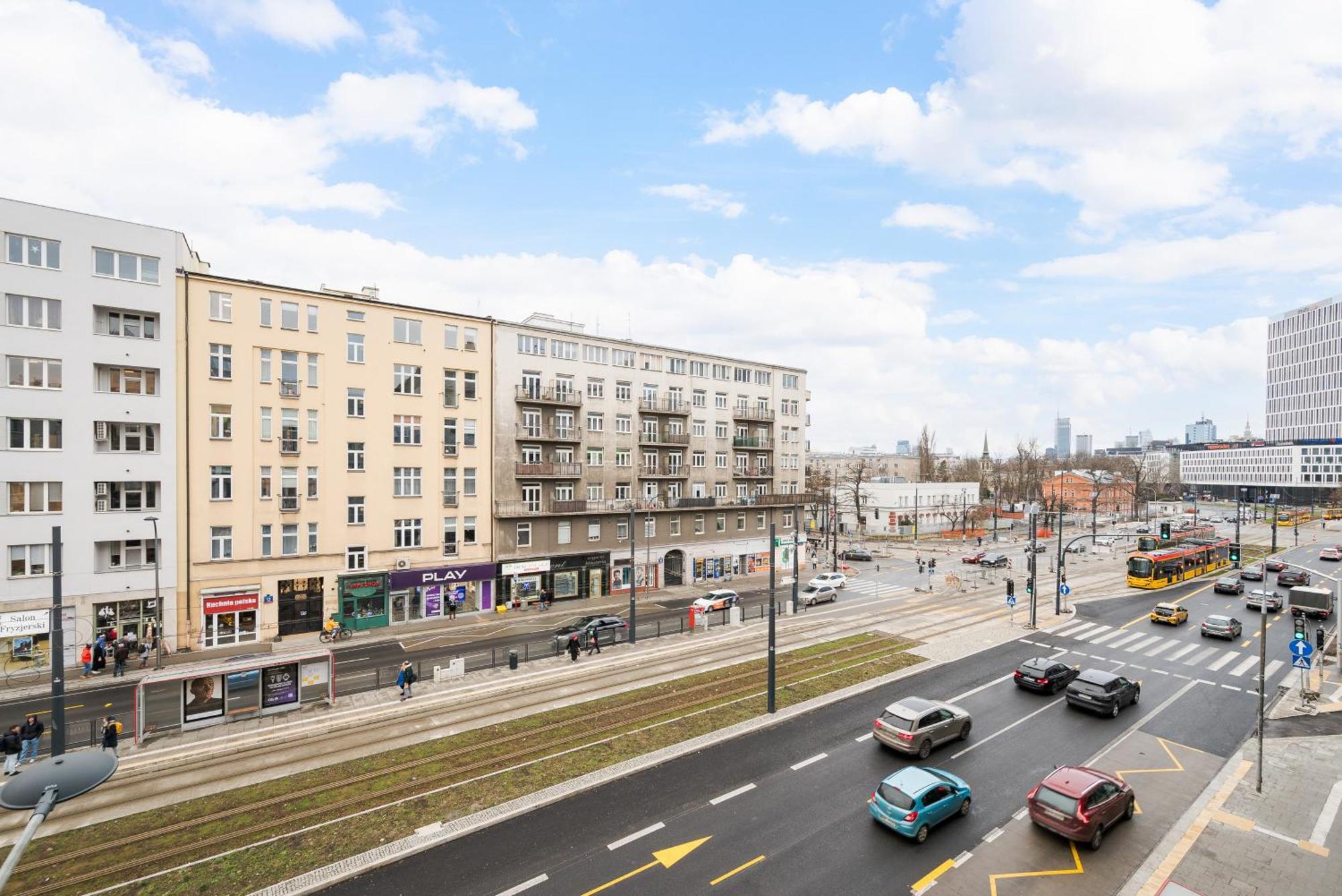 Apartament With Friends In